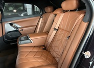 BMW i7 21