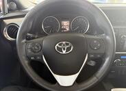 Toyota Auris 12