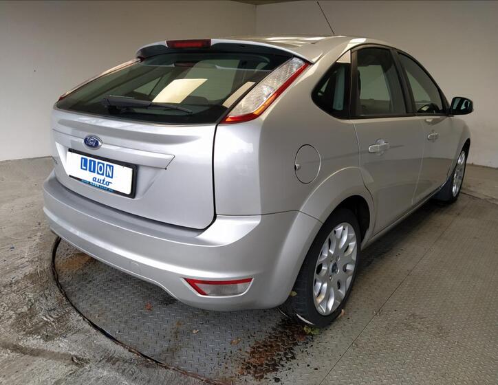 Ford Focus 7