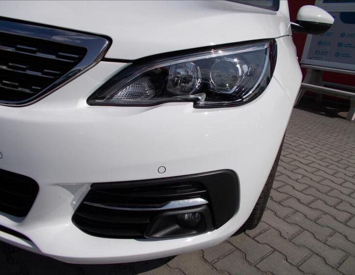 Peugeot 308 7