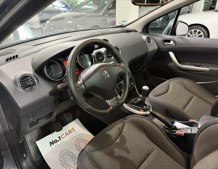 Peugeot 308 6