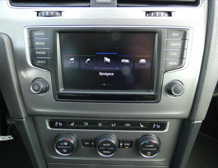 Volkswagen Golf 8