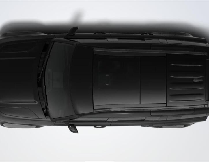 Land Rover Defender 4