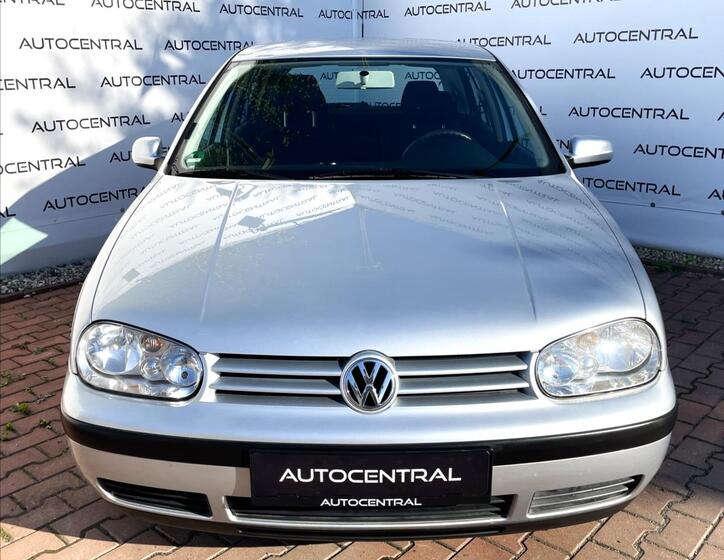 Volkswagen Golf 2