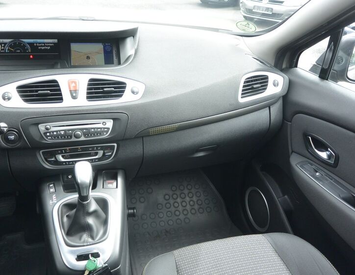 Renault Scénic 13