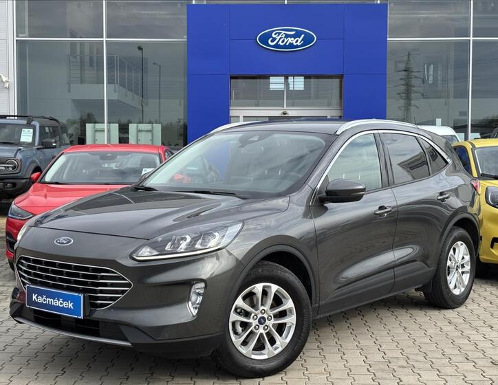 Ford Kuga 1