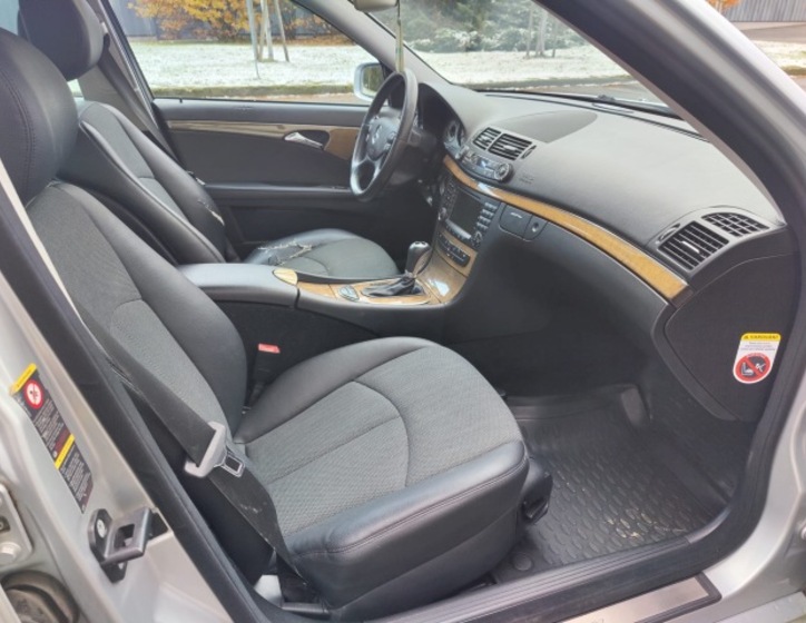 Mercedes-Benz Třídy E 24