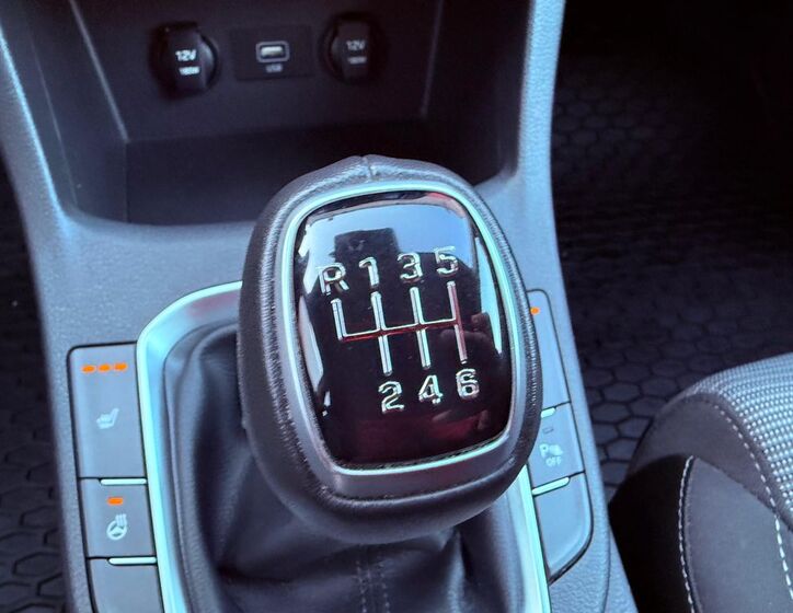 Hyundai i30 18