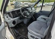 Ford Transit 8
