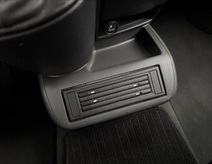 Mercedes-Benz Viano 23