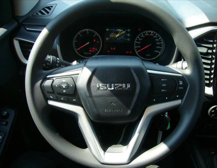Isuzu D-Max 17