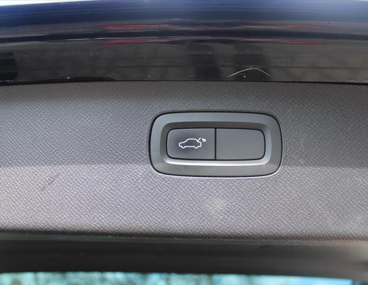 Volvo XC90 14