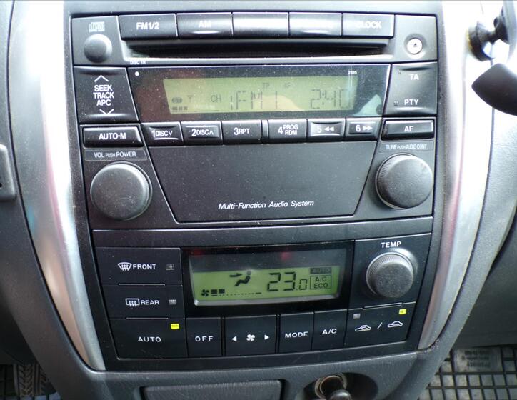 Mazda Premacy 9