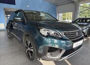 Peugeot 5008 1