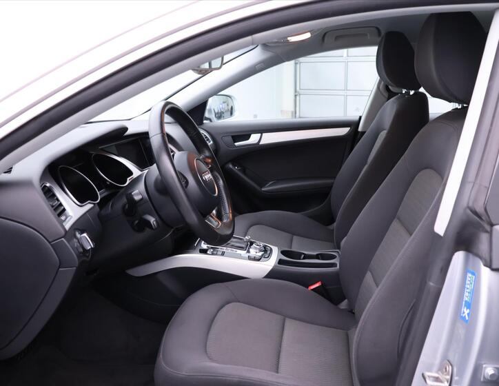 Audi A5 11