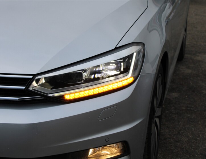 Volkswagen Touran 42
