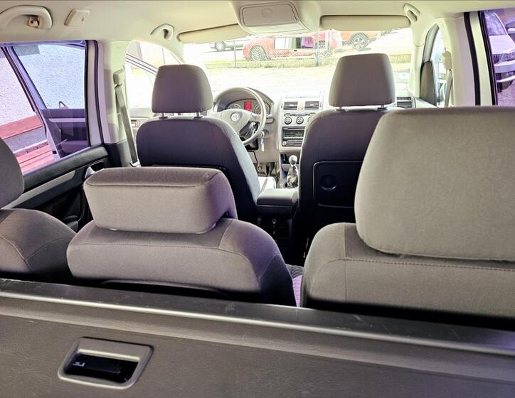 Volkswagen Touran 29
