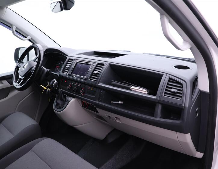 Volkswagen Transporter 32