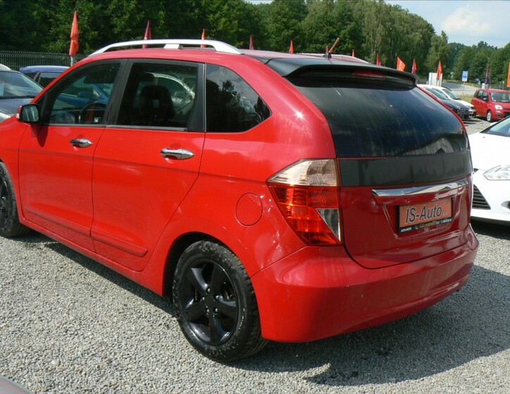 Honda FR-V 5