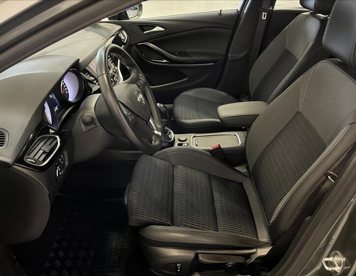 Opel Astra 18