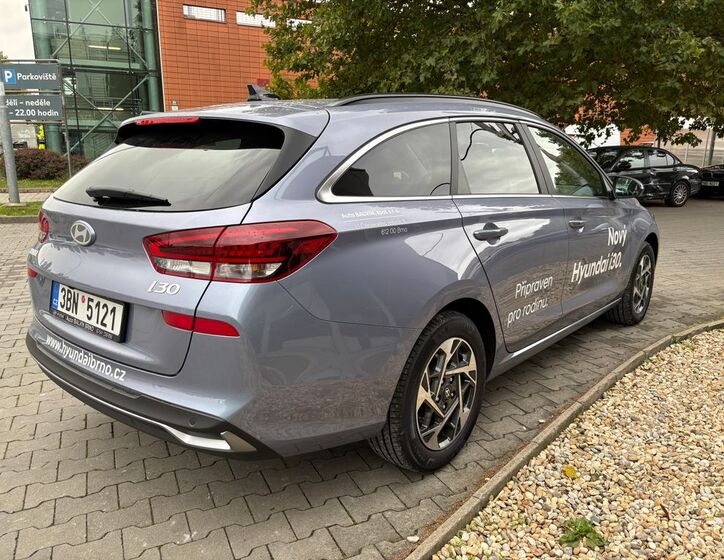 Hyundai i30 4