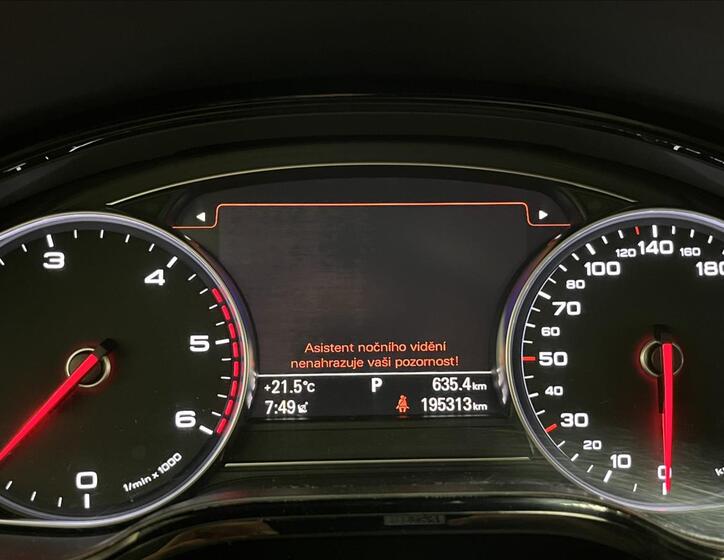 Audi A8 39