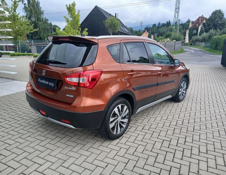 Suzuki SX4 S-Cross 6