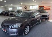 Toyota Avensis 1