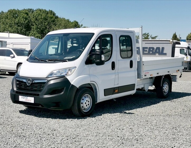 Opel Movano 1