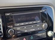 Mitsubishi Outlander 20