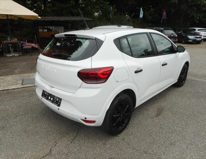 Dacia Sandero 5