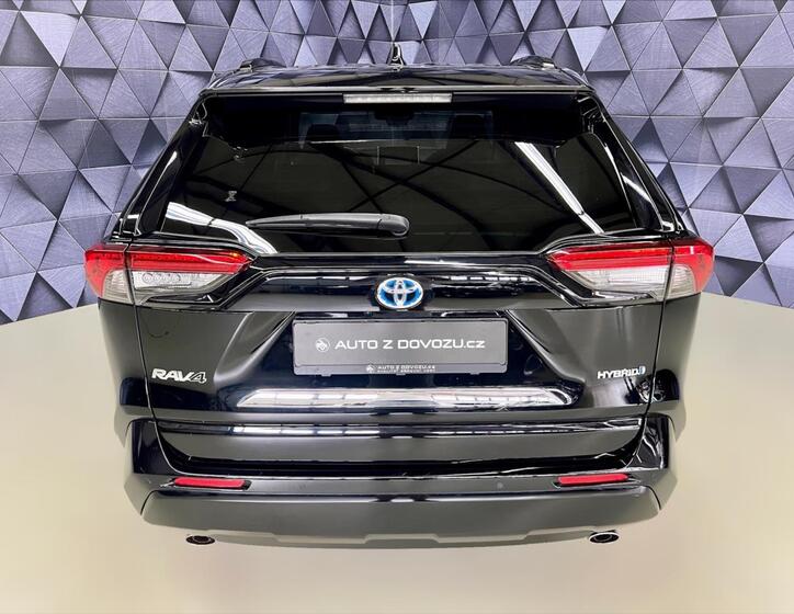 Toyota RAV4 6