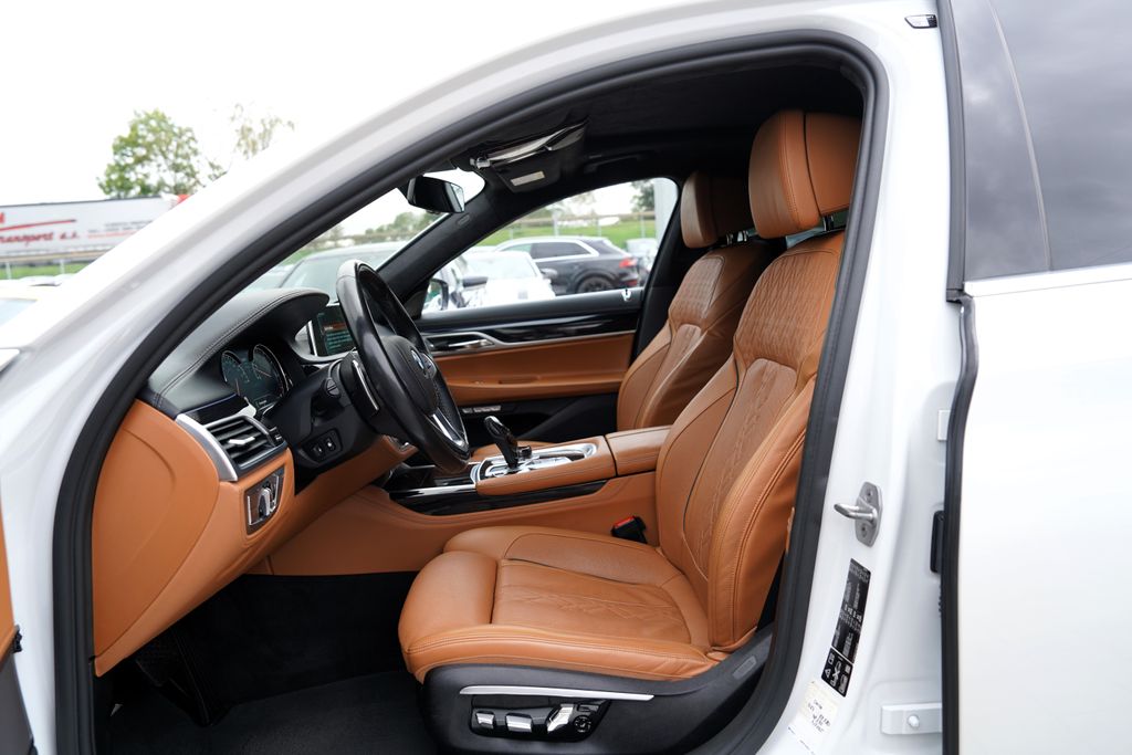 BMW Řada 7