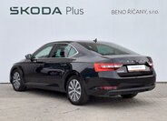 Škoda Superb 11