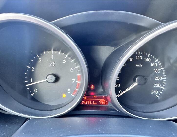 Mazda 5 15