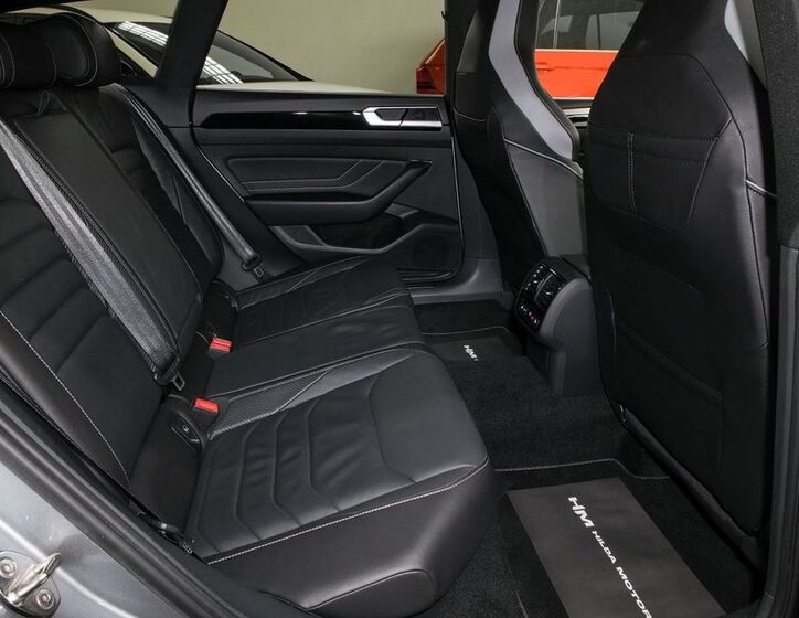 Volkswagen Arteon 6