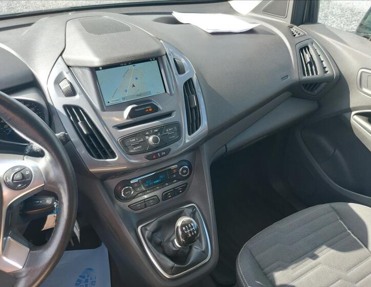 Ford Tourneo Connect 33