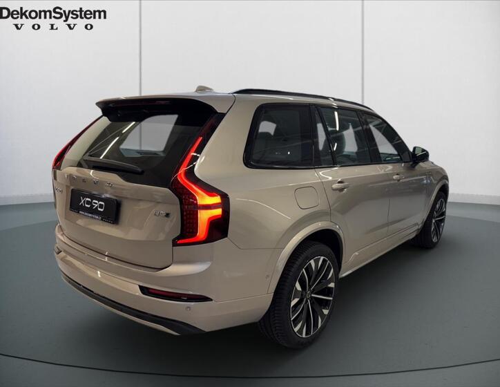 Volvo XC90 3