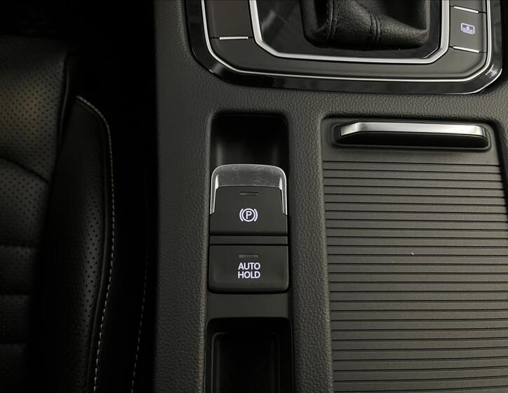 Volkswagen Passat 11
