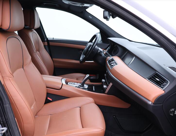 BMW Řada 5 13
