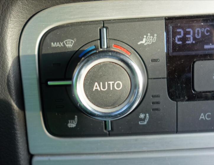 Volkswagen Touareg 5