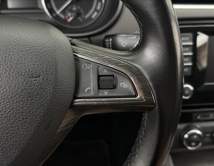 Škoda Octavia 12