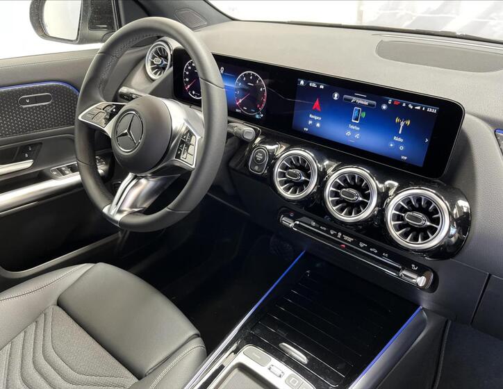 Mercedes-Benz GLA 18