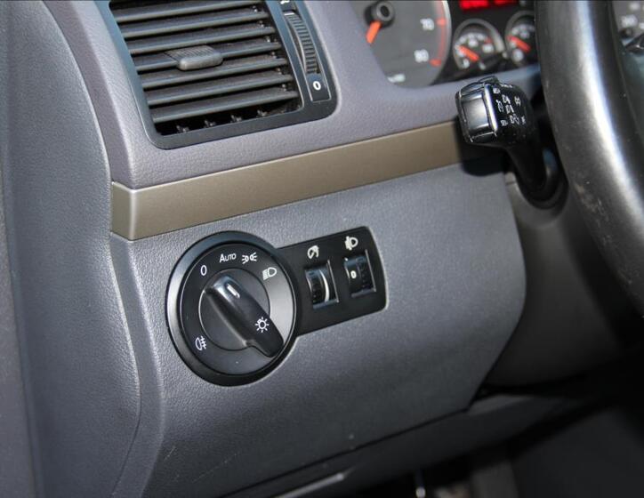 Volkswagen Touran 29
