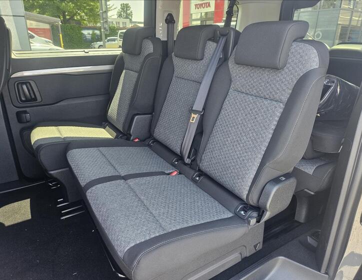 Toyota ProAce 12