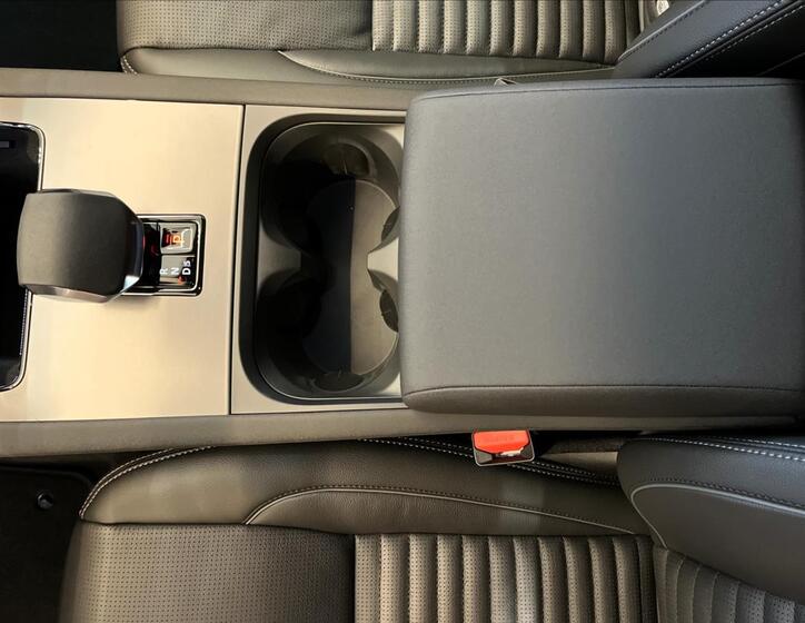 Land Rover Discovery Sport 22