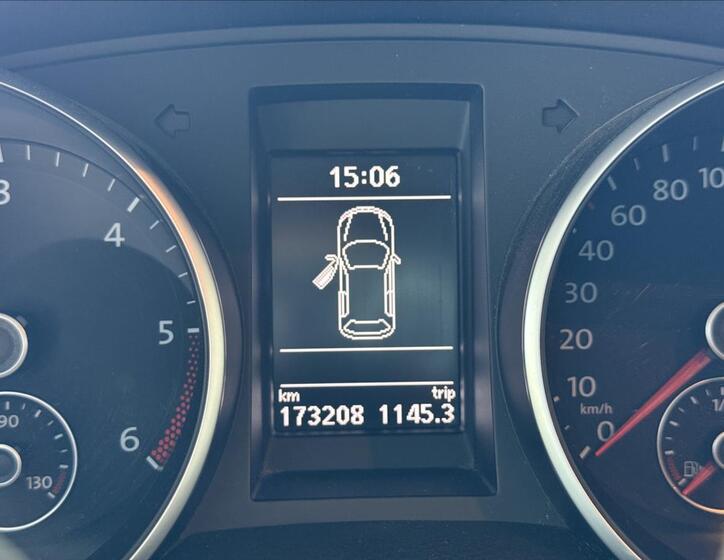 Volkswagen Golf 12