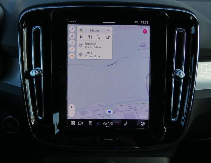 Volvo XC40 15