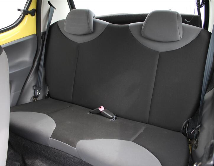 Peugeot 107 10