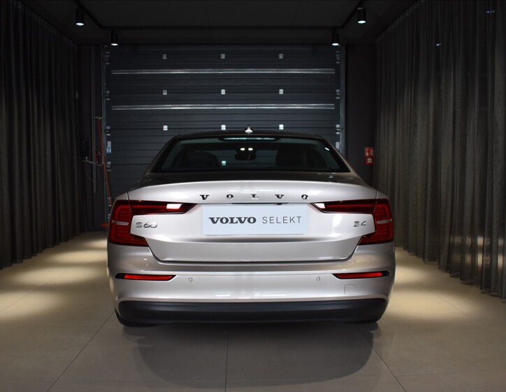 Volvo S60 5